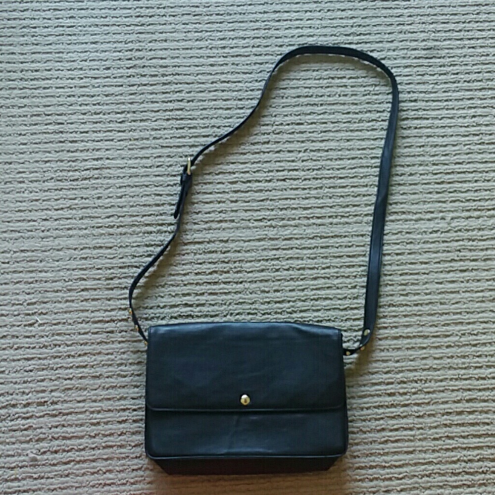 Forever 21 gold color metal detail purse